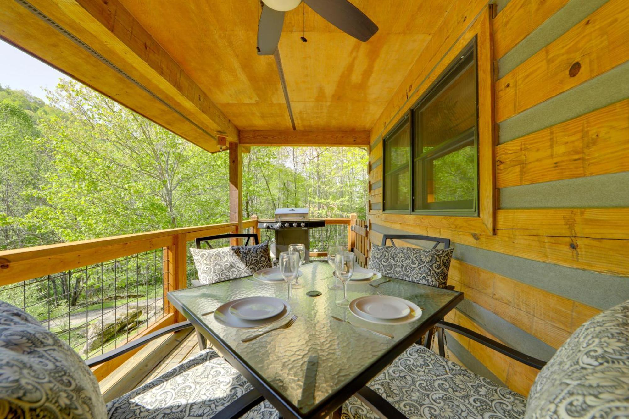 North Carolina Cabin - Hot Tub, Near Coopers Creek Bryson City Exterior foto